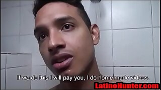LatinoHunter <- Two Latinos chaffer expect blowjobs involving the lockeroom